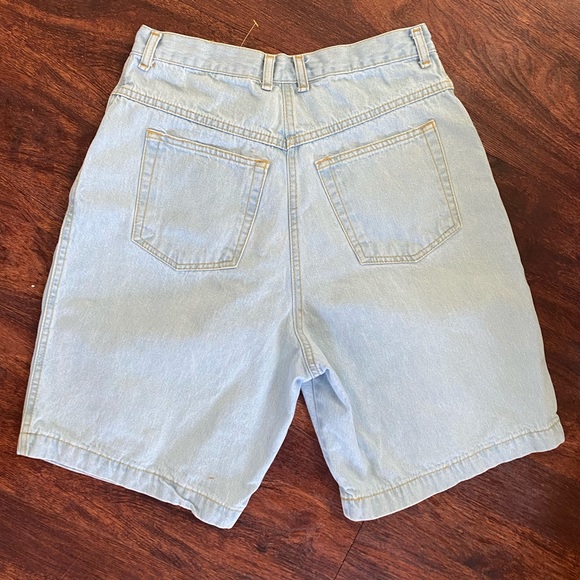 Vintage 90s Mom Shorts Light Wash - Picture 8 of 9
